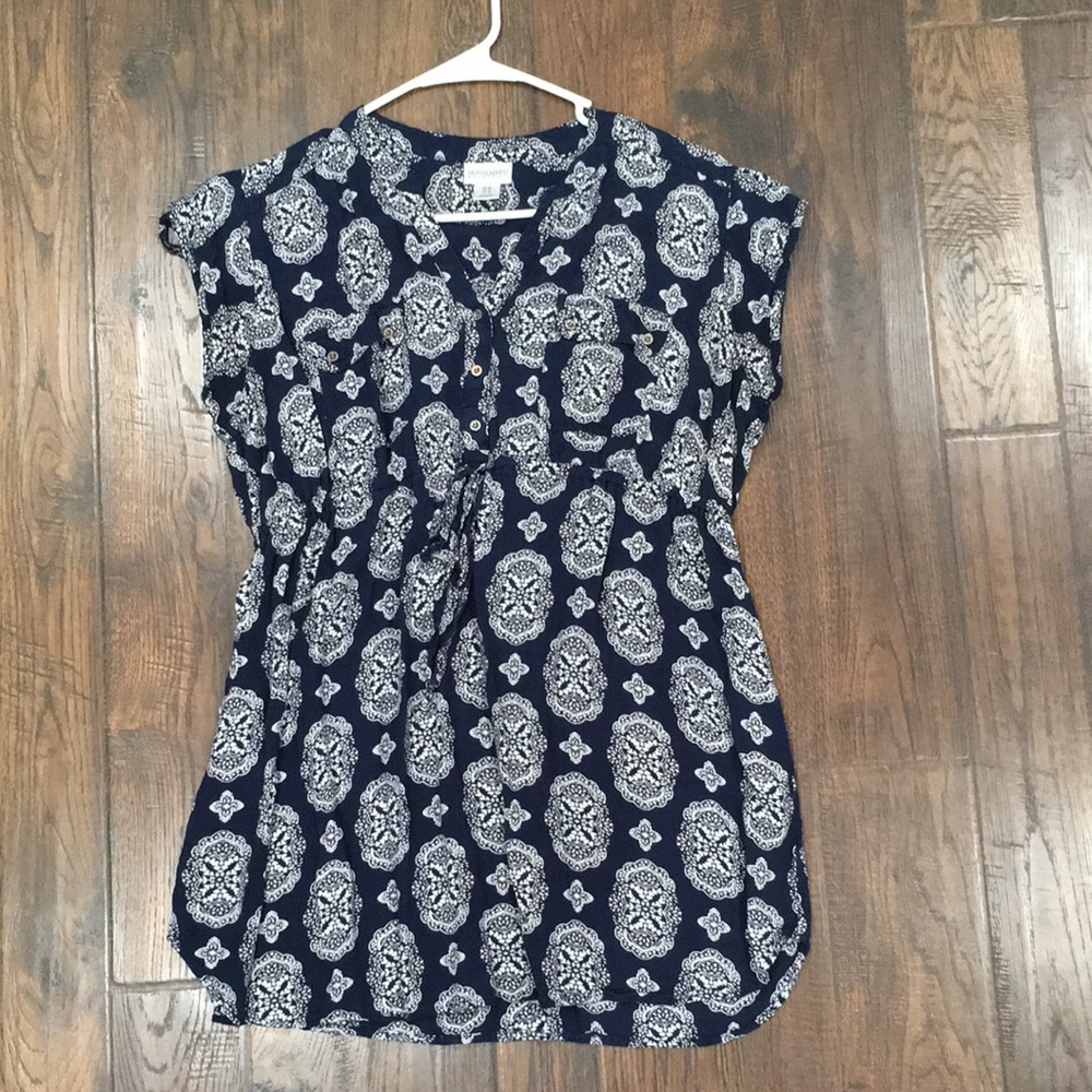 Motherhood maternity shirtsleeve shirt size medium